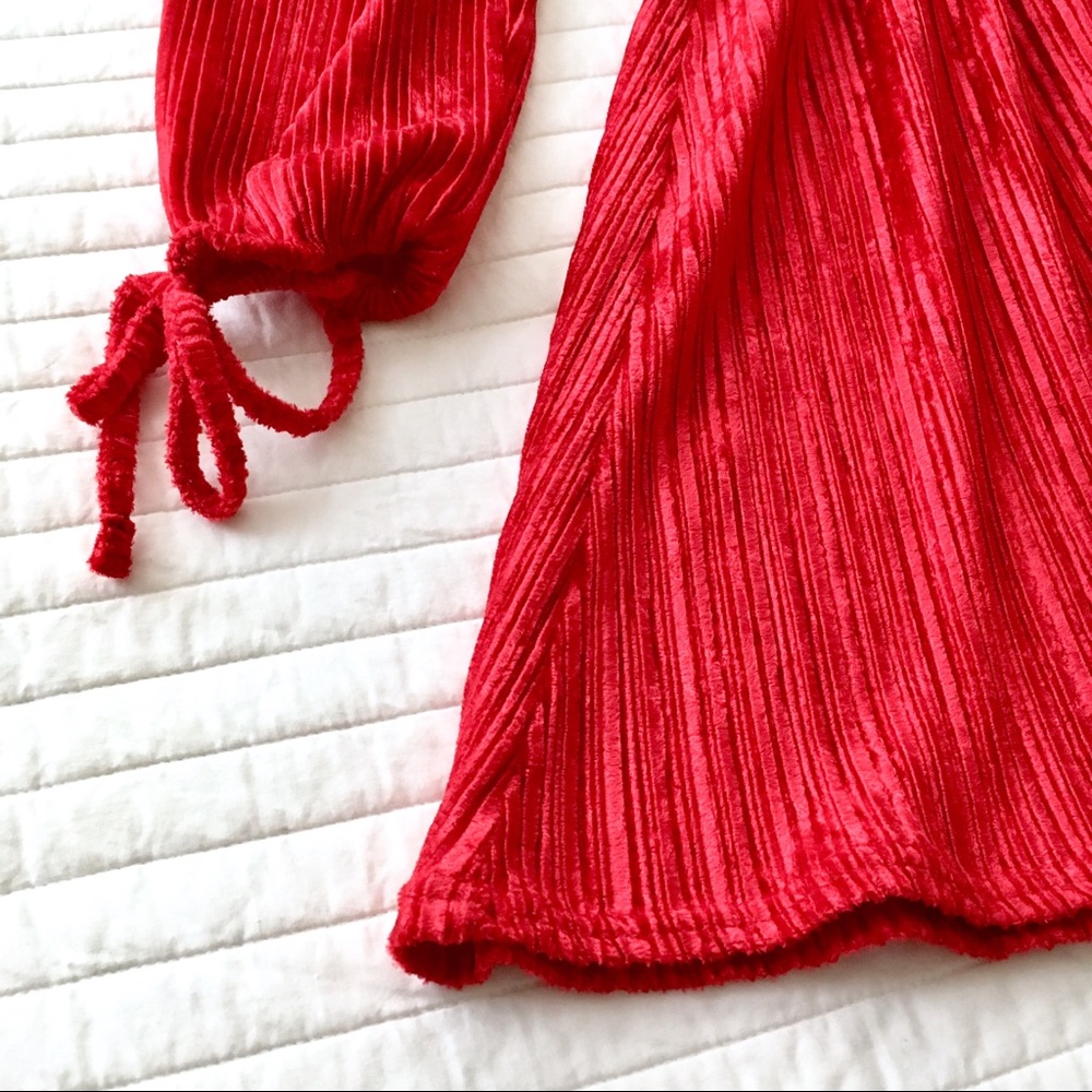 NEW Nasty Gal Red Velvet Skater Dress Sz 4 - Picture 4 of 8